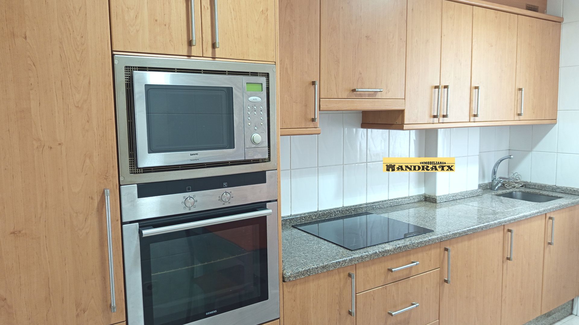 Cuina de Pis en venda en Ferrol amb Calefacció i Moblat