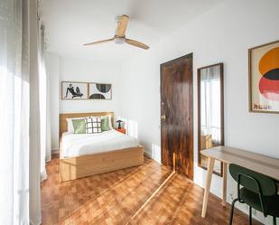 Bedroom of Flat to share in  Barcelona Capital  with Furnished