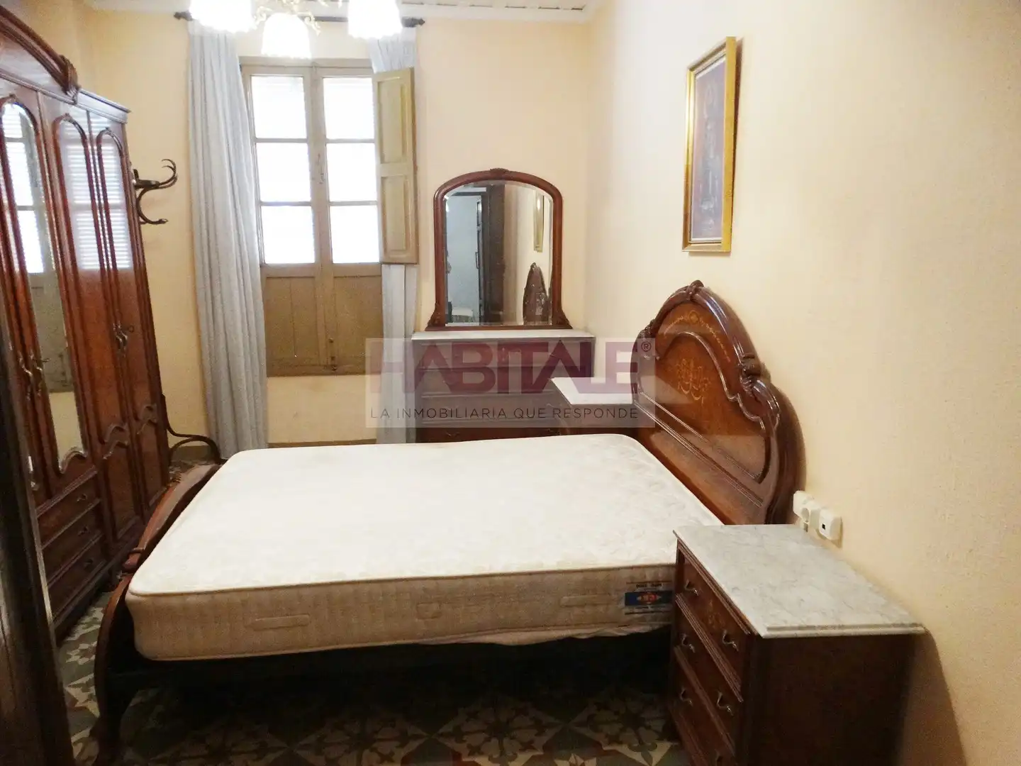 Dormitori de Casa adosada en venda en Xàtiva amb Traster i Moblat