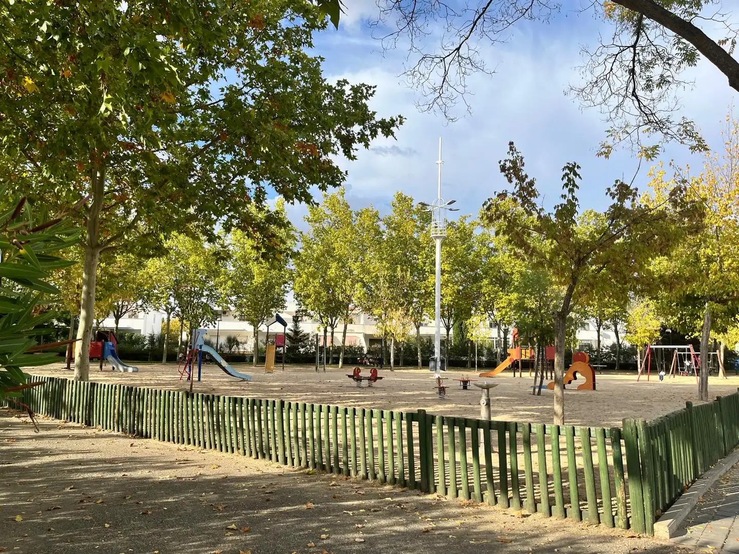 Vista exterior de Casa adosada en venta en Ciudad Real con Aire acondicionado, Calefacción y Terraza