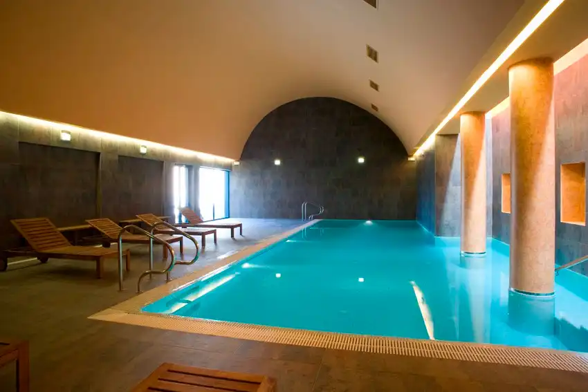 Swimming pool of Buildings for sale in Hoyos del Espino