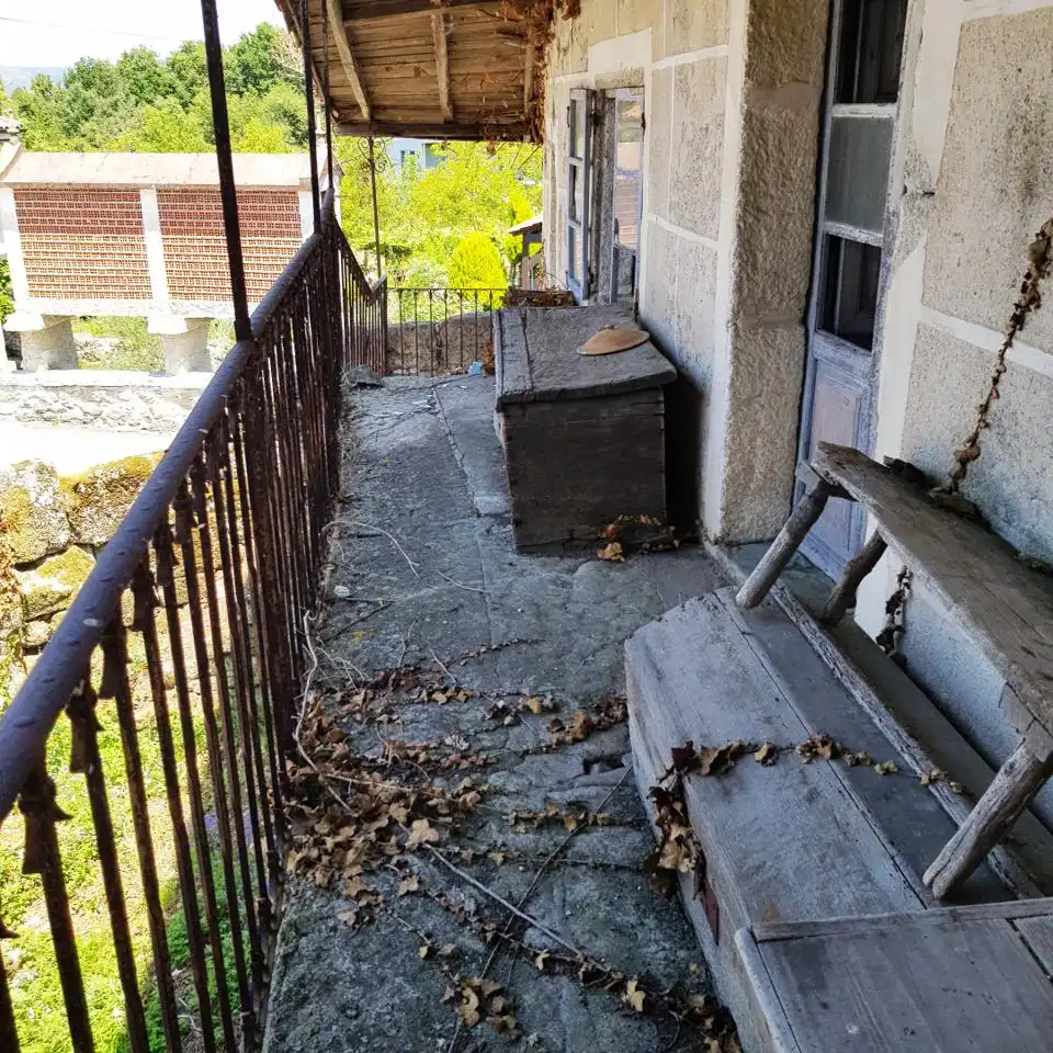 Terrassa de Casa o xalet en venda en O Pereiro de Aguiar  amb Jardí privat