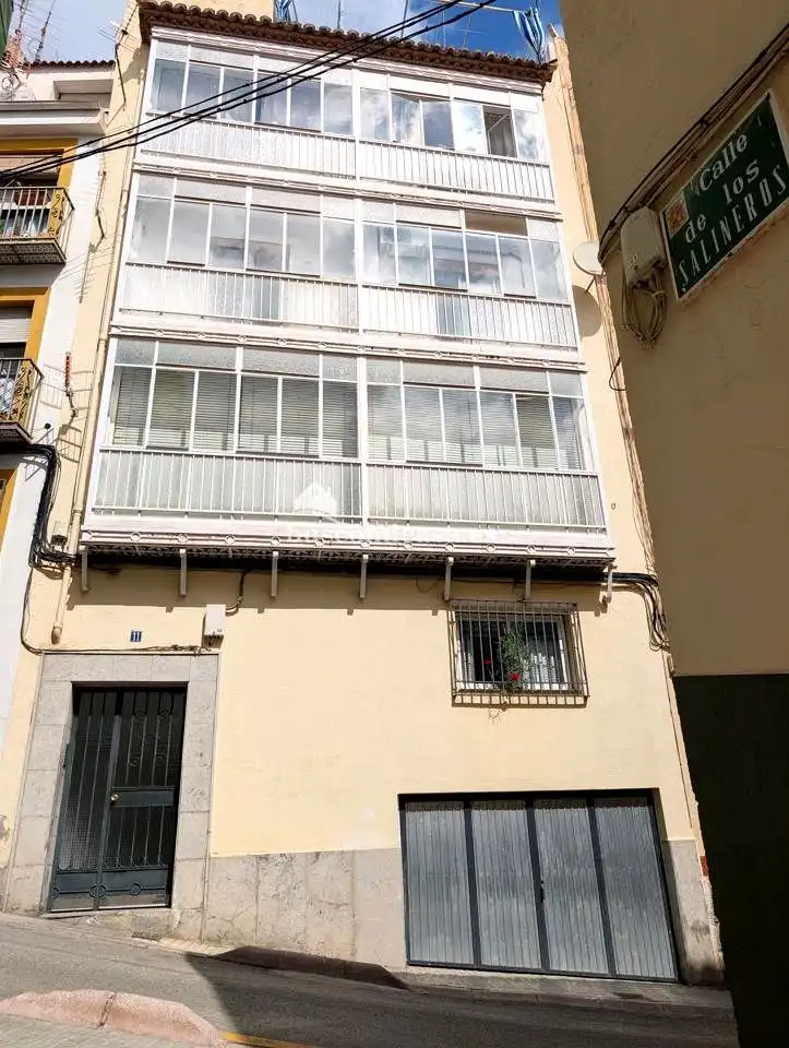 Vista exterior de Piso en venta en Jaén con Balcón