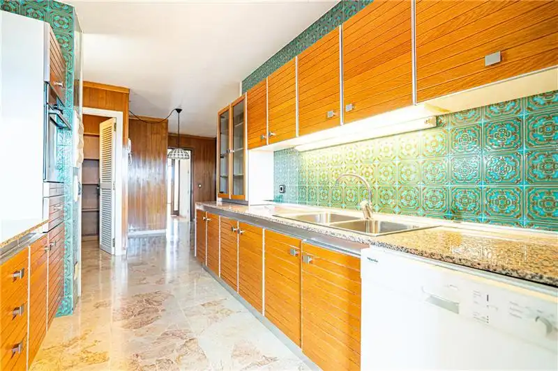 Kitchen of Flat for sale in  Palma de Mallorca  with Terrace, Storage room and Oven