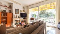 Living room of Single-family semi-detached for sale in Castelldefels  with Air Conditioner, Heating and Private garden