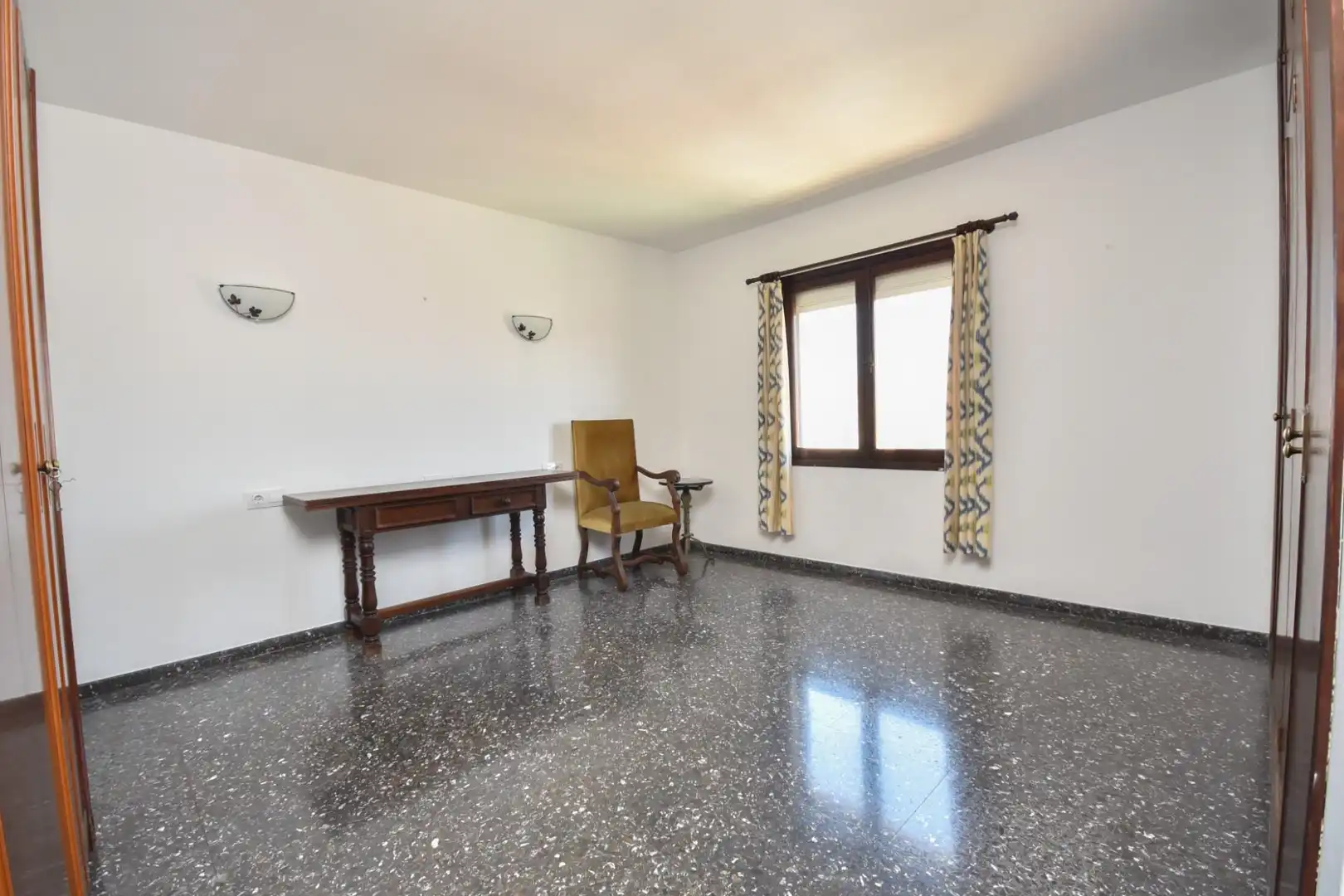 Piso en venta en  Palma de Mallorca con Terraza y Balcón