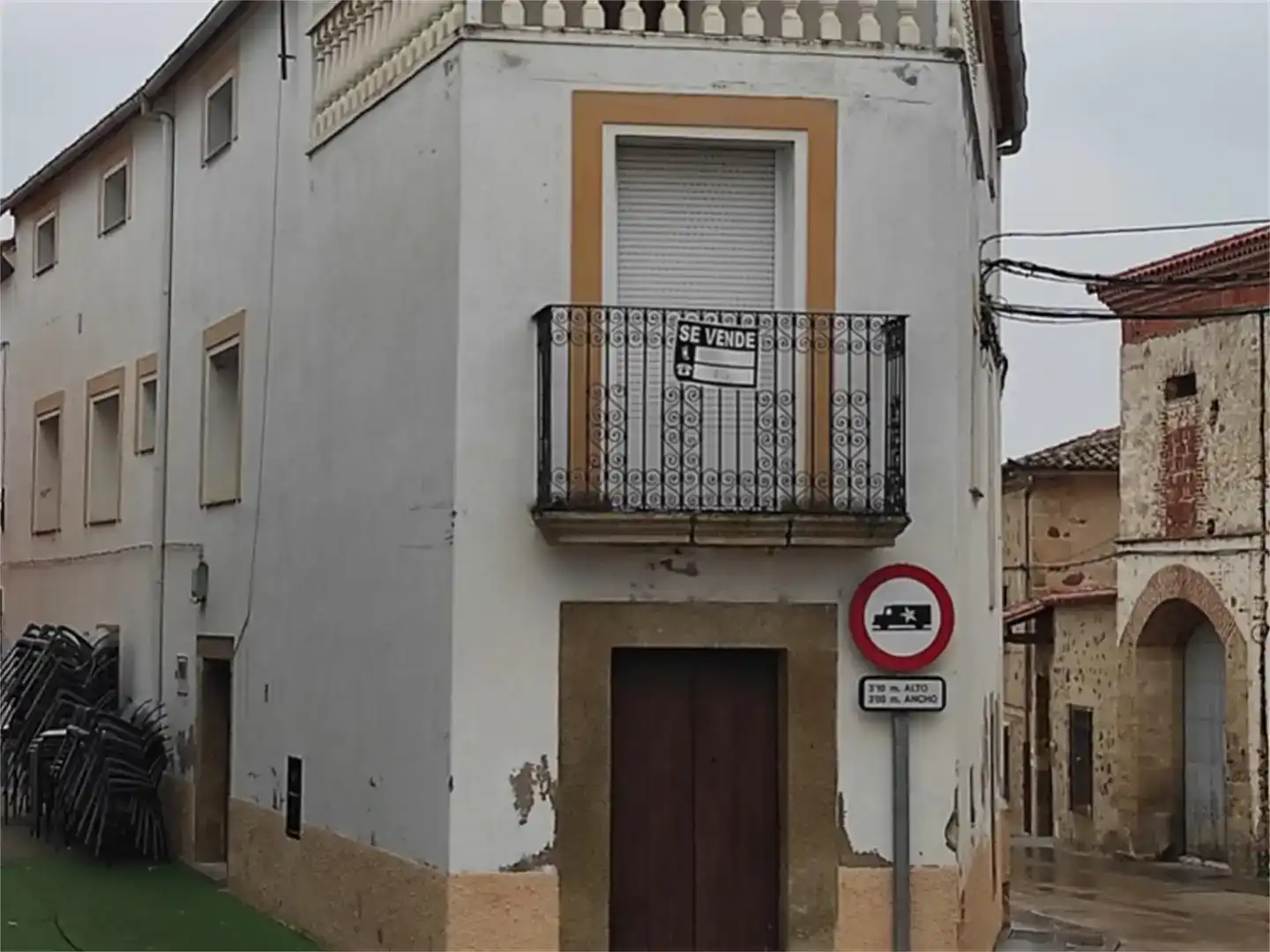 Vista exterior de Finca rústica en venda en Almoharín amb Balcó