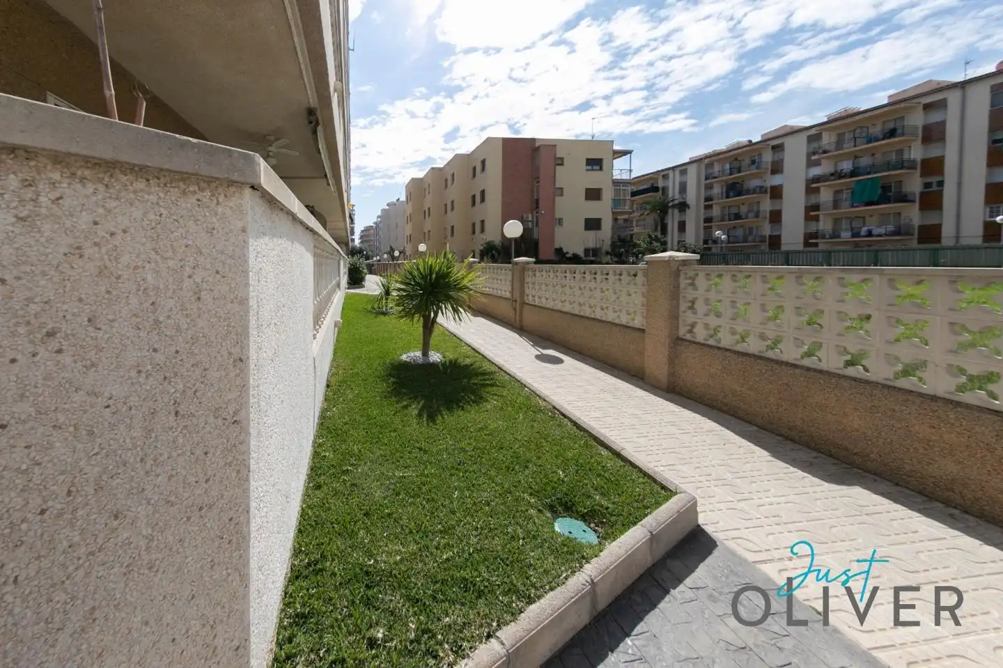 Vista exterior de Apartament en venda en Vila-seca amb Terrassa, Moblat i Piscina comunitària