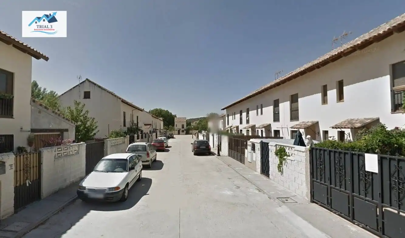 Vista exterior de Casa o xalet en venda en Espinosa de Henares amb Jardí privat