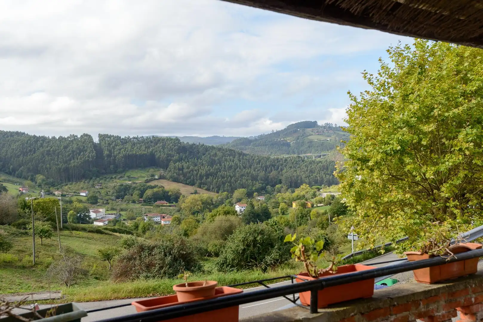 Terrassa de Casa o xalet en venda en Quintes - Arroes