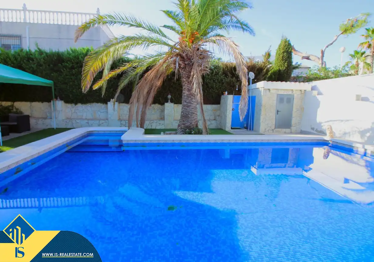 Chalet con piscina en venta en Orihuela Costa, imagen 25