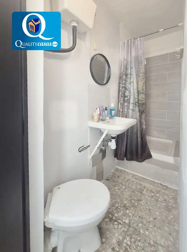 Bathroom of Flat for sale in Villajoyosa / La Vila Joiosa  with Air Conditioner and Terrace