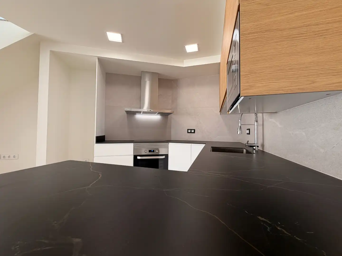 Cocina de Dúplex en venta en Terrassa con Aire acondicionado, Calefacción y Terraza