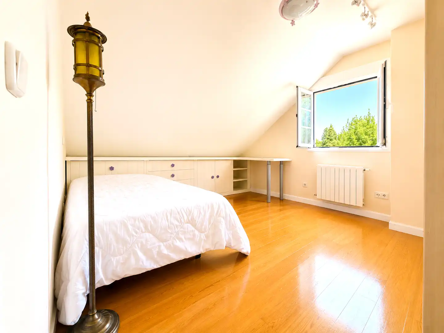 Habitación de Casa o chalet de alquiler con opción a compra en Ciudalcampo con Aire acondicionado, Calefacción y Jardín privado