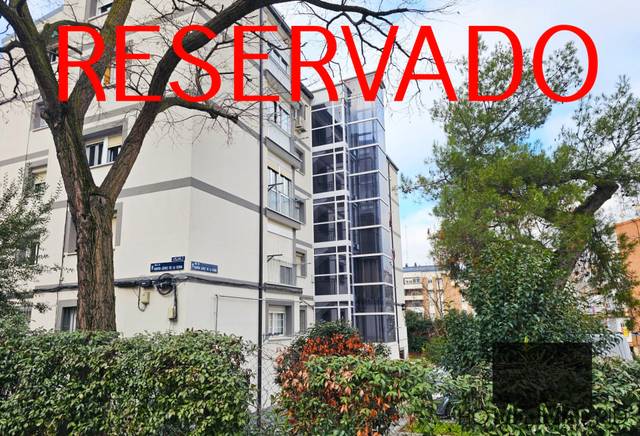 Piso en Venta en Calle de Ramón Gómez de la Serna en Peñagrande