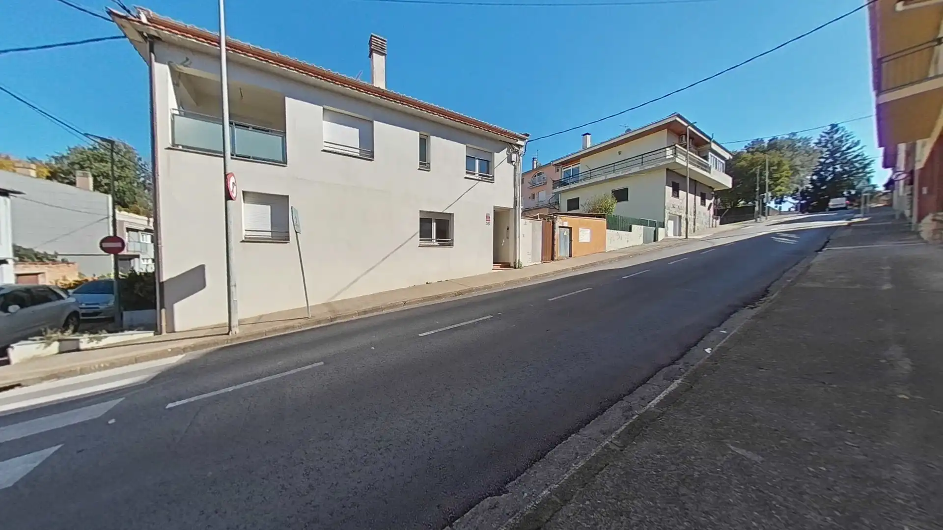 Vista exterior de Casa adosada en venta en Olot con Balcón