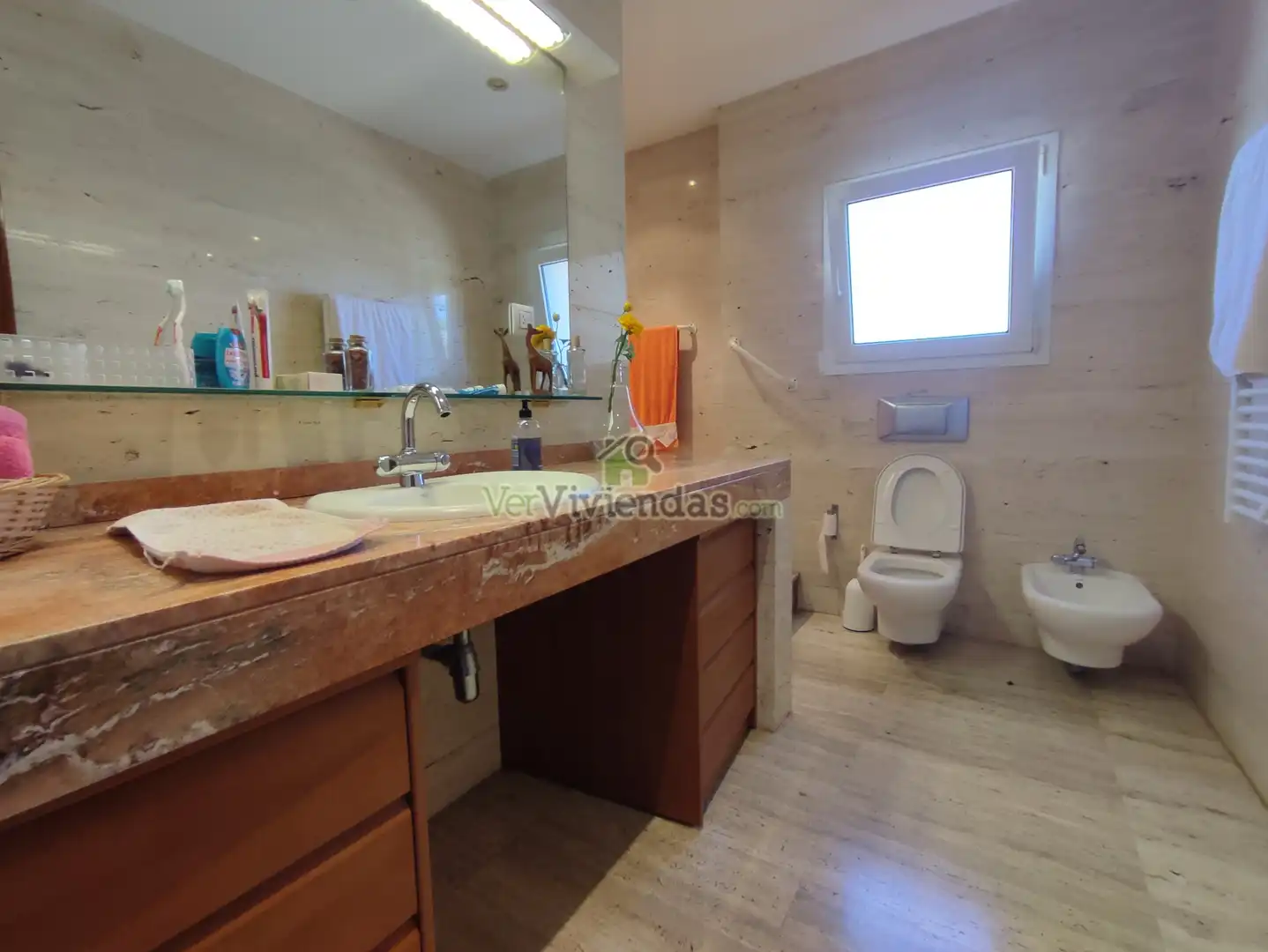 Baño de Casa o chalet en venta en Esparreguera con Calefacción, Jardín privado y Parquet