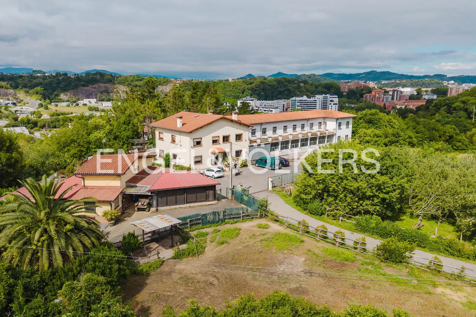 Houses for sale in Donostia - San Sebastián   with Air Conditioner, Heating and Private garden