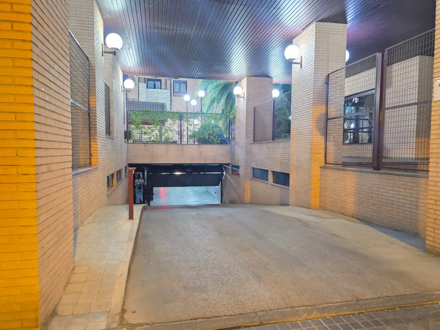 Individual con ascensor en alquiler en Calle Etreros, imagen 3