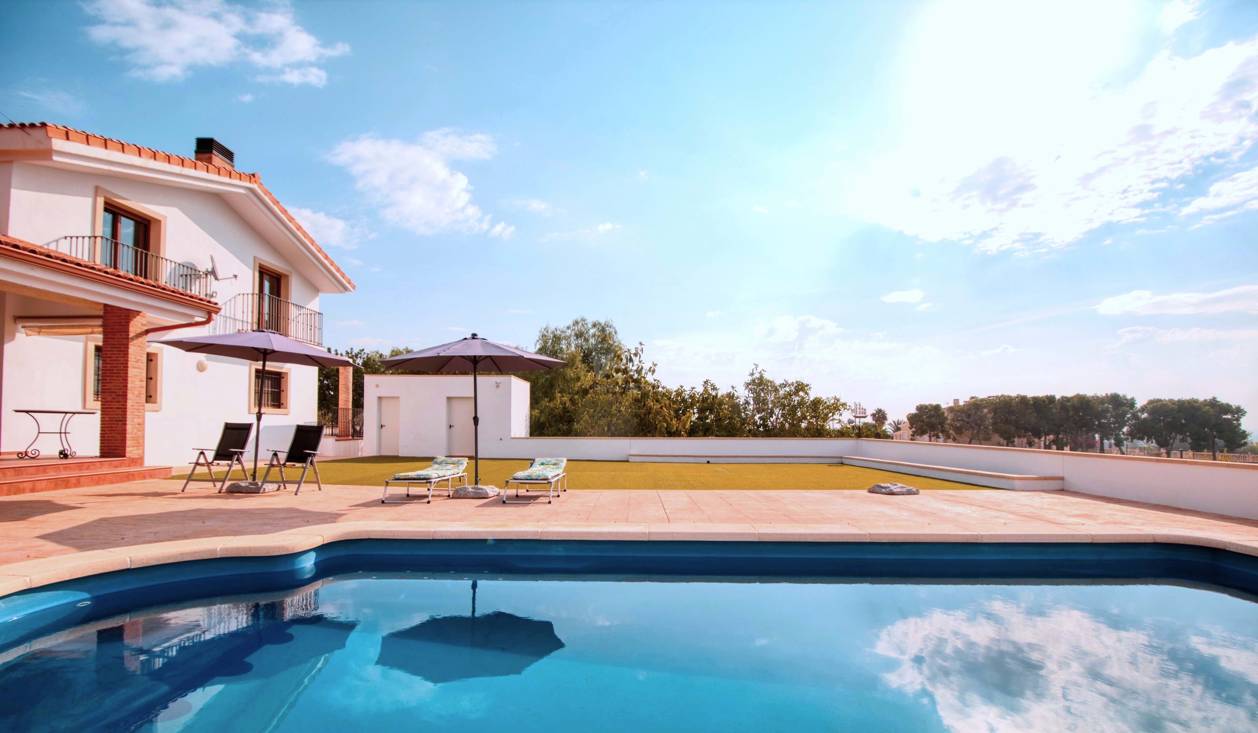 Piscina de Casa o xalet en venda en Albatera amb Aire condicionat, Calefacció i Terrassa