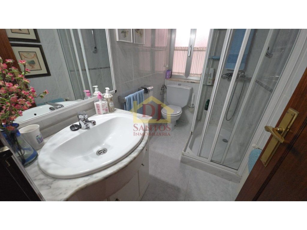 Bathroom of Flat for sale in Salamanca Capital