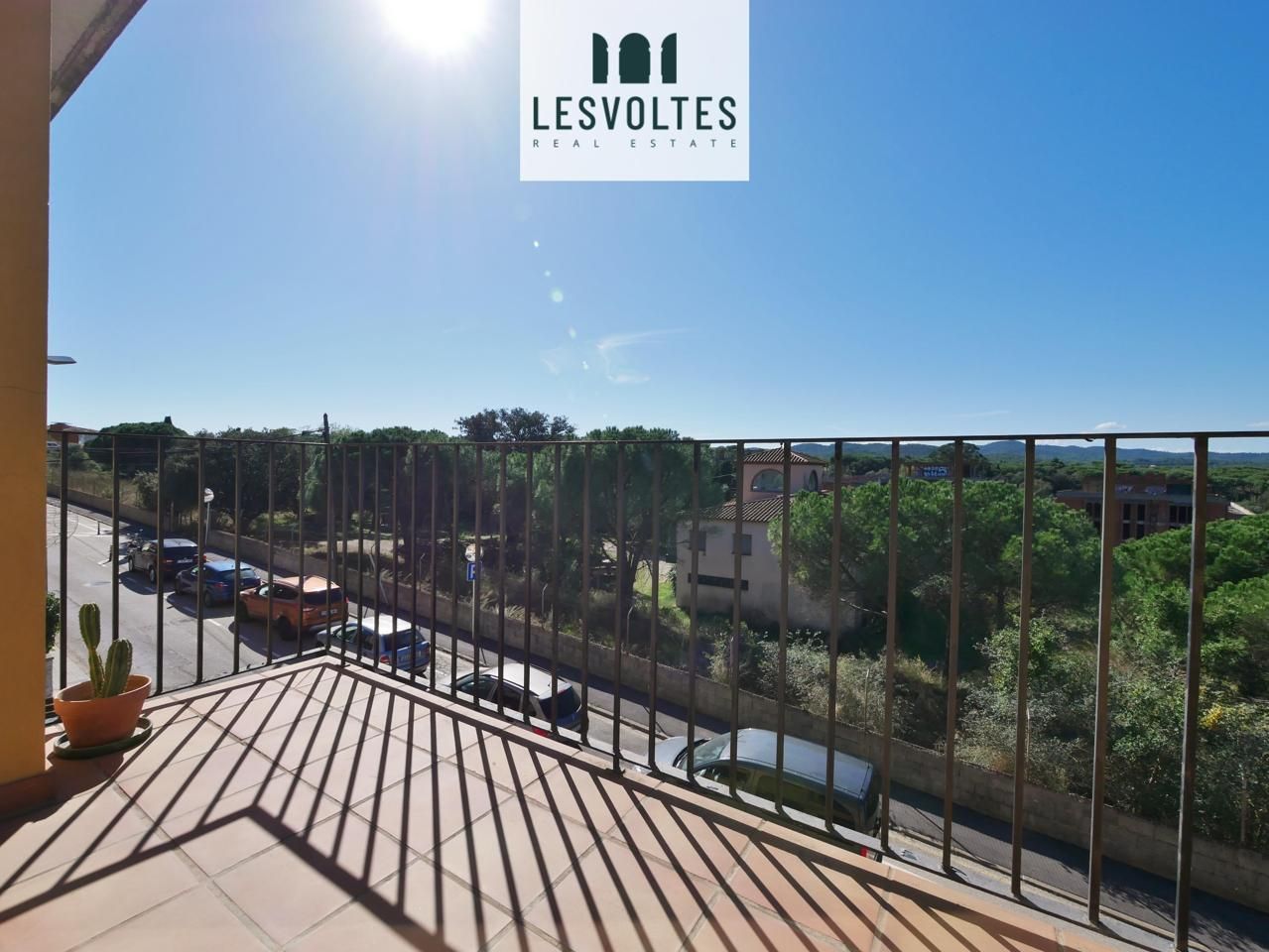 Vista exterior de Pis en venda en Palafrugell amb Aire condicionat, Calefacció i Terrassa