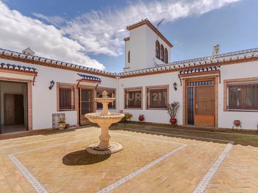 Maison avec piscine à vendre à Camino de Purchil, 18004 Granada, Spain 1