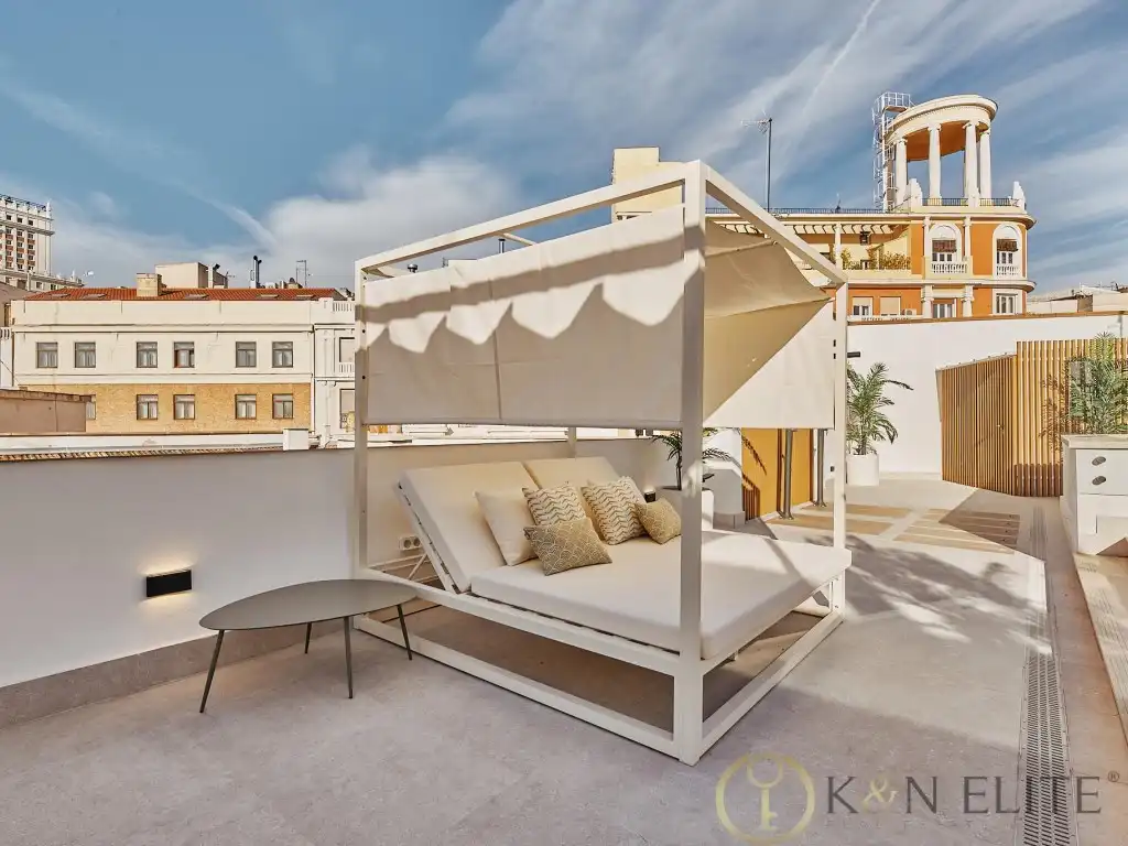 Terrace of Attic for sale in Madrid  with Air Conditioner, Terrace and Swimming Pool