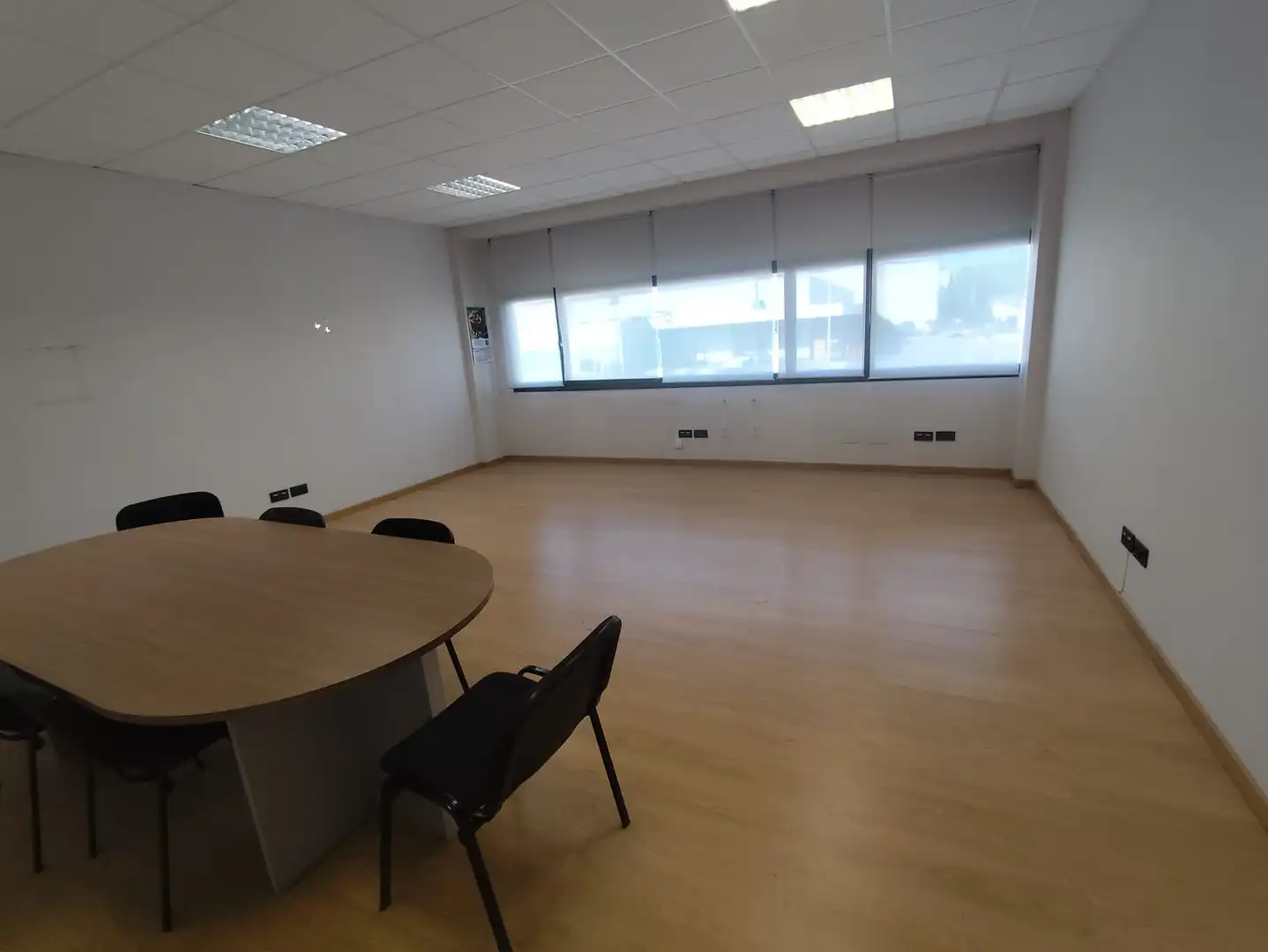 Office space with lift to rent in Calle del Propano, imagen 10