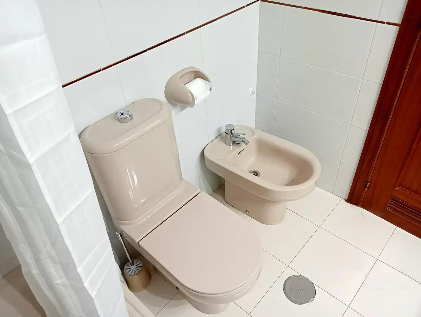 Baño de Piso de alquiler en Sevilla con Aire acondicionado, Amueblado y Piscina comunitaria