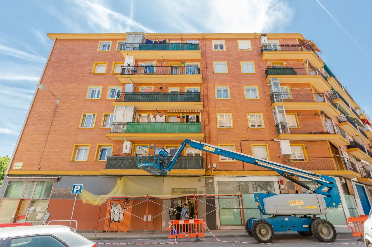 Vista exterior de Piso en venta en  Pamplona / Iruña con Calefacción, Parquet y Balcón