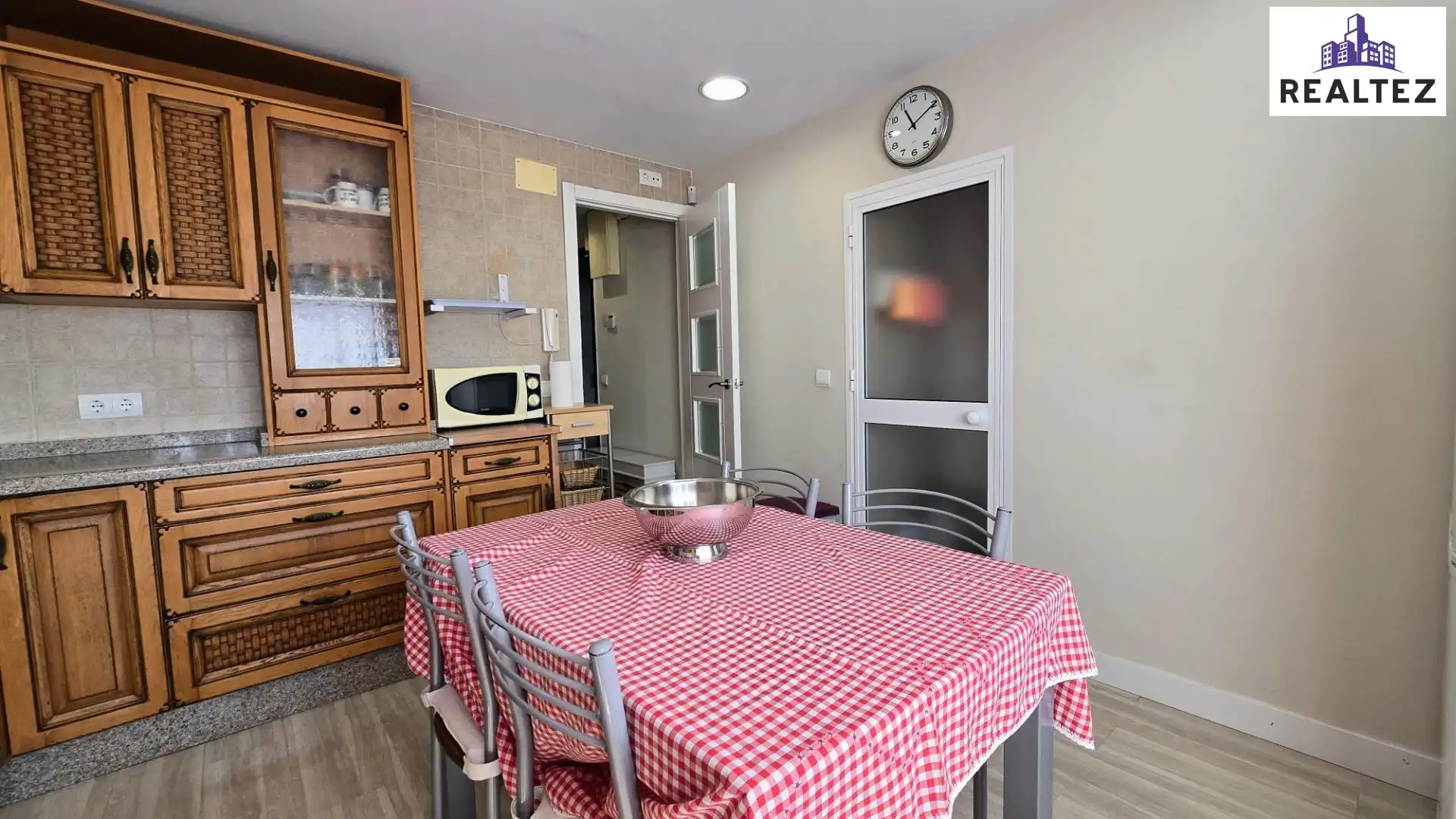 Kitchen of Flat for rent in Jerez de la Frontera  with Air Conditioner, Heating and Parquet flooring