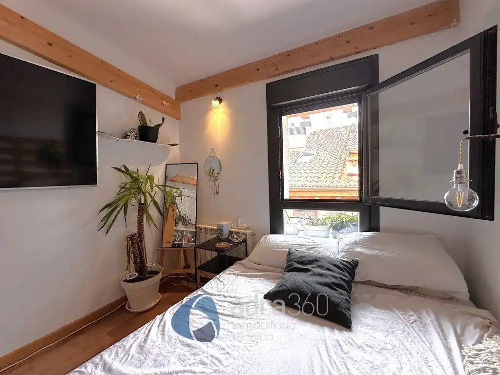 Schlafzimmer von Wohnungen zum Verkauf in  Logroño mit Heizung
