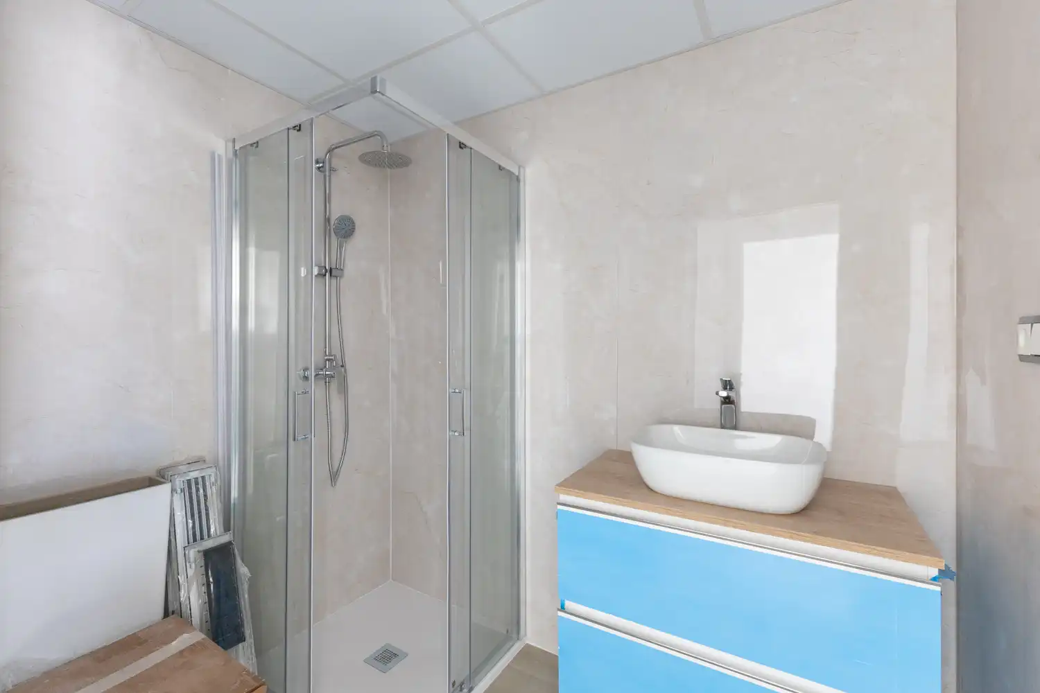 Bathroom of Flat for sale in Vinaròs  with Air Conditioner, Heating and Balcony