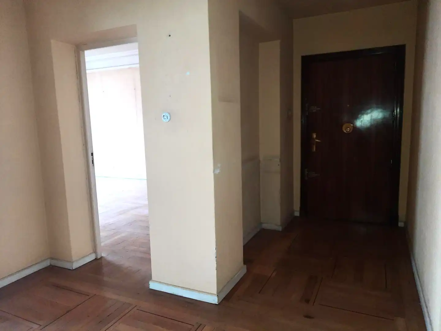 Wohnung zum Verkauf in Madrid mit Heizung, Parkett und Terrasse