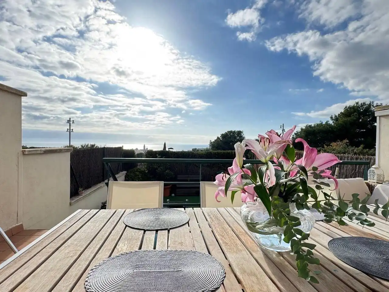 Terrasse von Maisonette zum Verkauf in Sitges mit Klimaanlage, Privatgarten und Terrasse