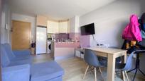 Sala d'estar de Apartament en venda en O Porriño   amb Calefacció, Terrassa i Traster