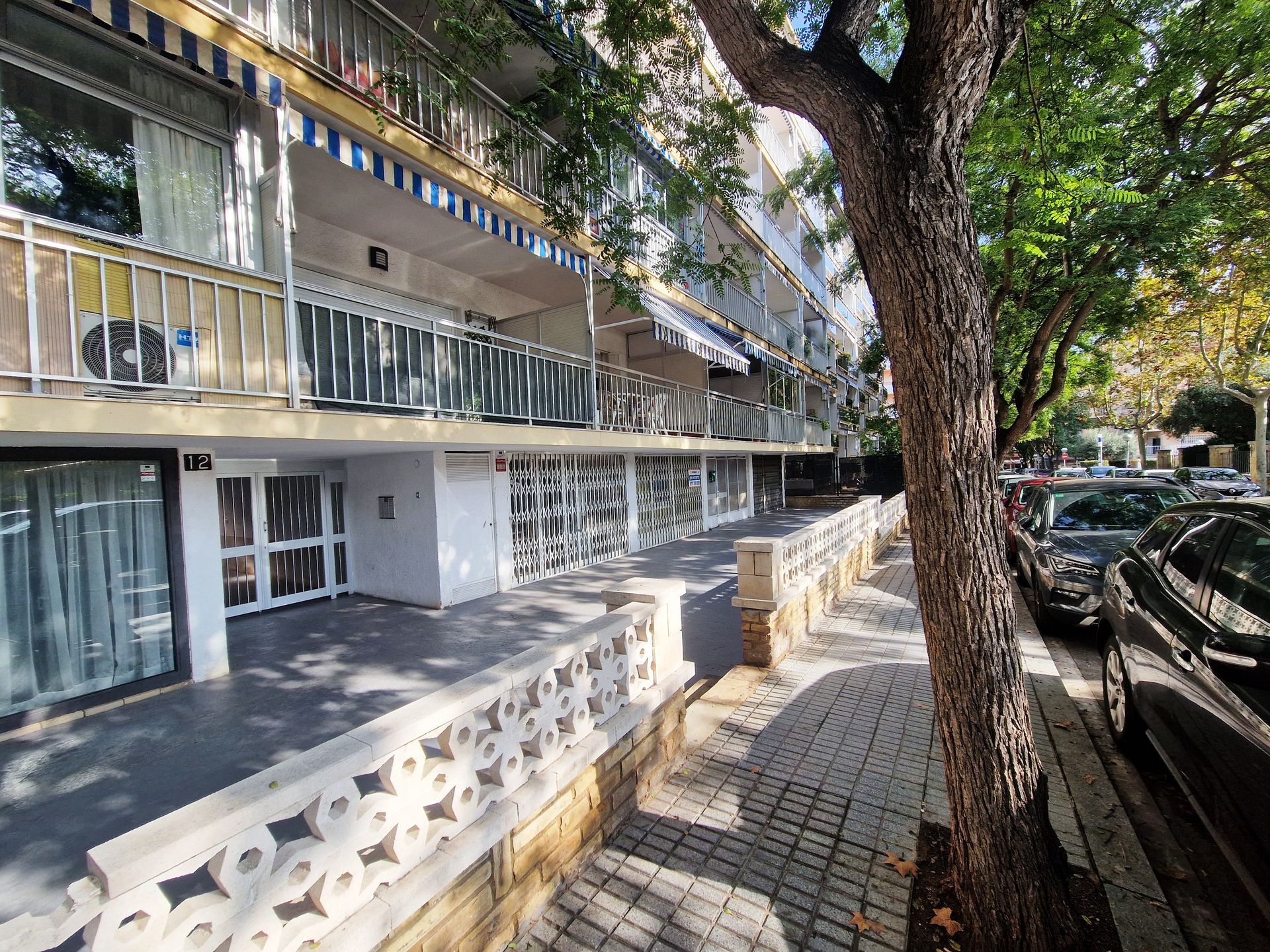 Exterior view of Study for sale in Salou  with Air Conditioner and Terrace