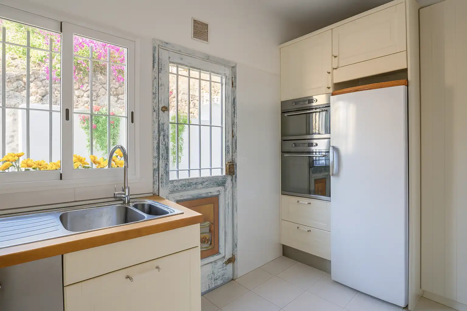Cocina de Casa o chalet en venta en Santa Cruz de Tenerife con Jardín privado, Parquet y Terraza