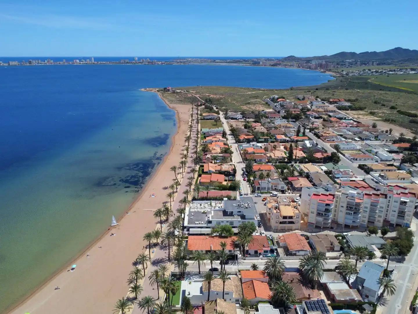 Außenansicht von Wohnungen zur Miete in Cartagena mit Klimaanlage, Heizung und Terrasse