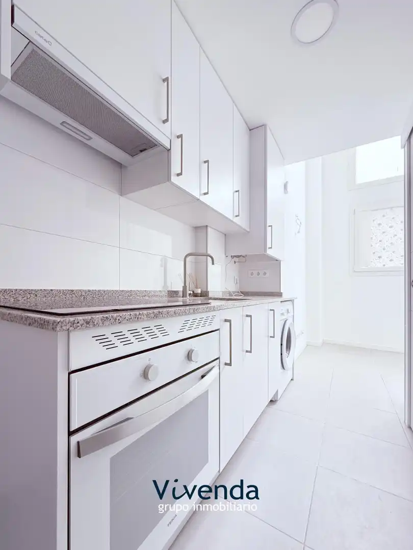 Kitchen of Flat for sale in  Madrid Capital  with Air Conditioner, Heating and Storage room