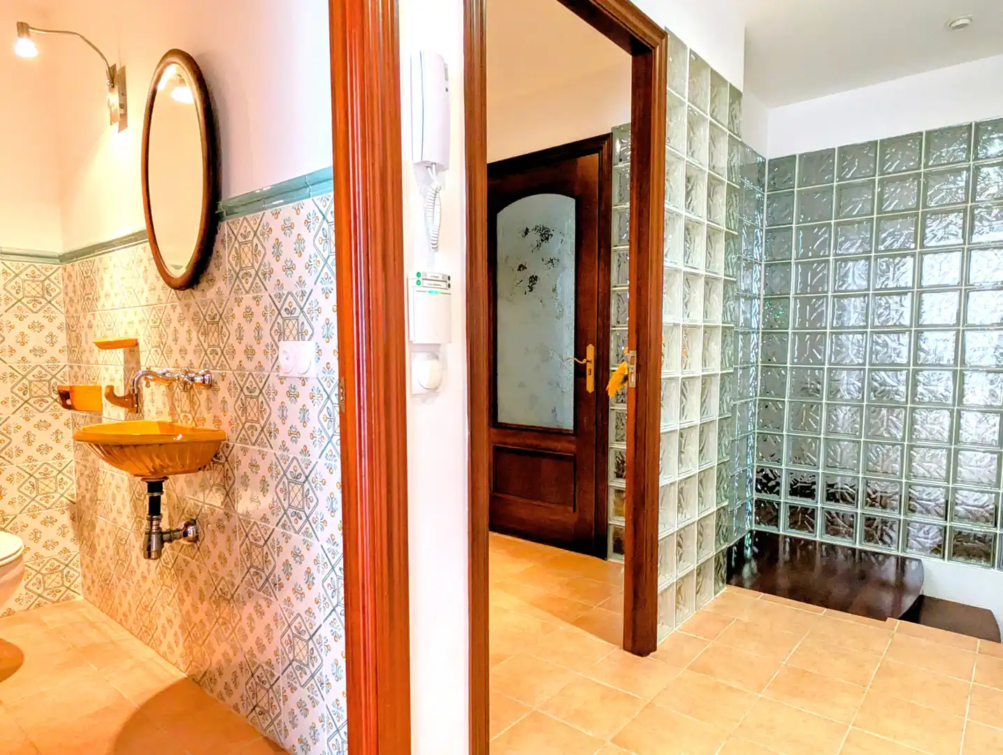 Badezimmer von Haus oder Chalet zum Verkauf in Calonge i Sant Antoni mit Heizung, Privatgarten und Terrasse