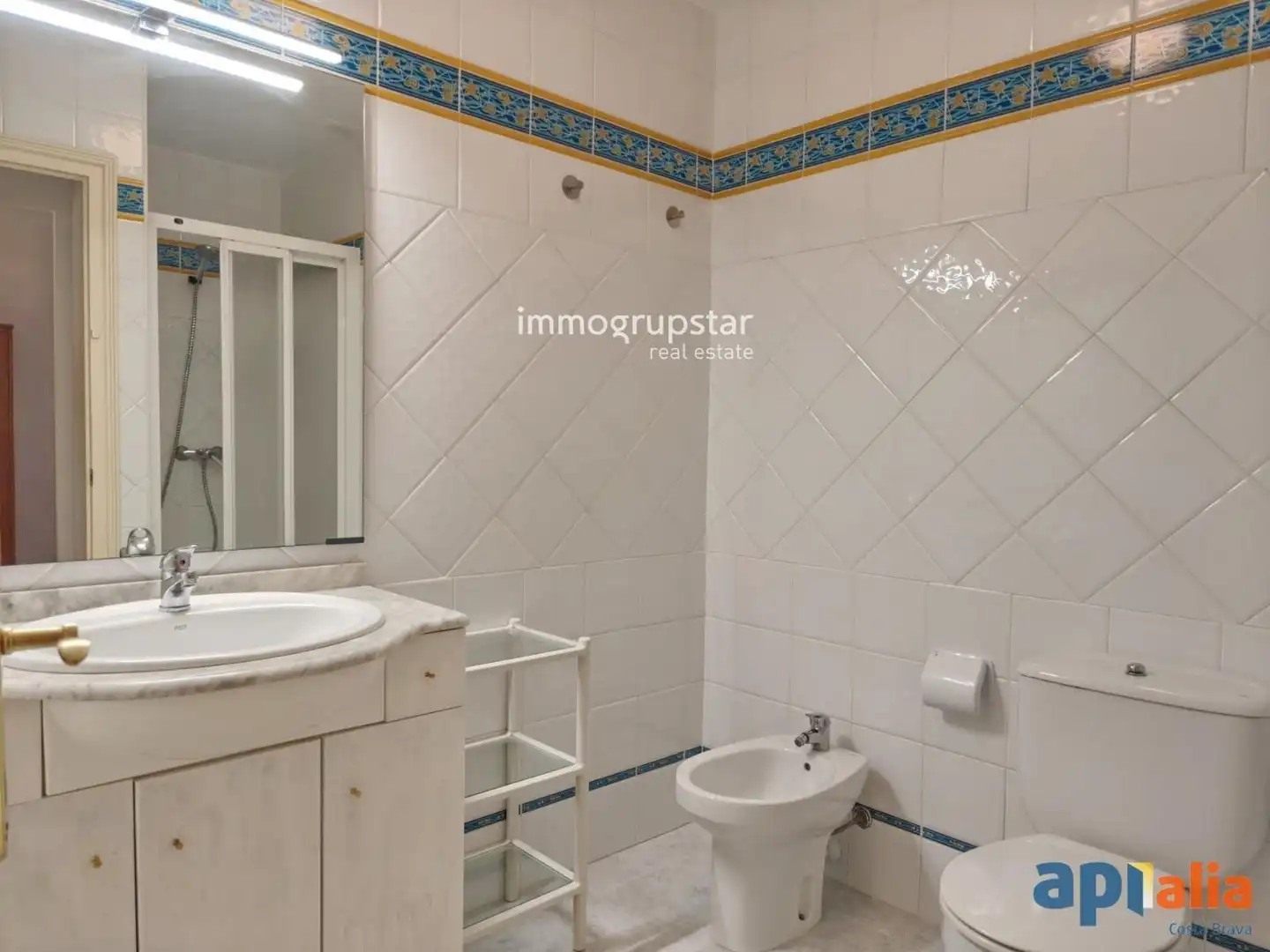 Baño de Apartamento en venta en Calonge i Sant Antoni con Trastero, Piscina y Amueblado
