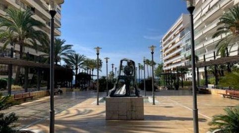 Foto 3 de Piso en venta en Carlos Mackintosch, Playa Bajadilla - Puertos, Marbella