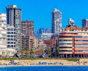 Vista exterior de Dúplex de lloguer en Benidorm amb Aire condicionat, Calefacció i Terrassa
