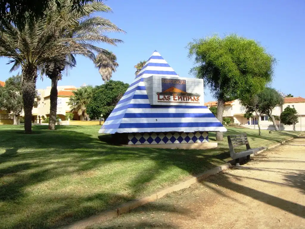 Estudi en venda en El Ejido amb Terrassa, Moblat i Piscina comunitària