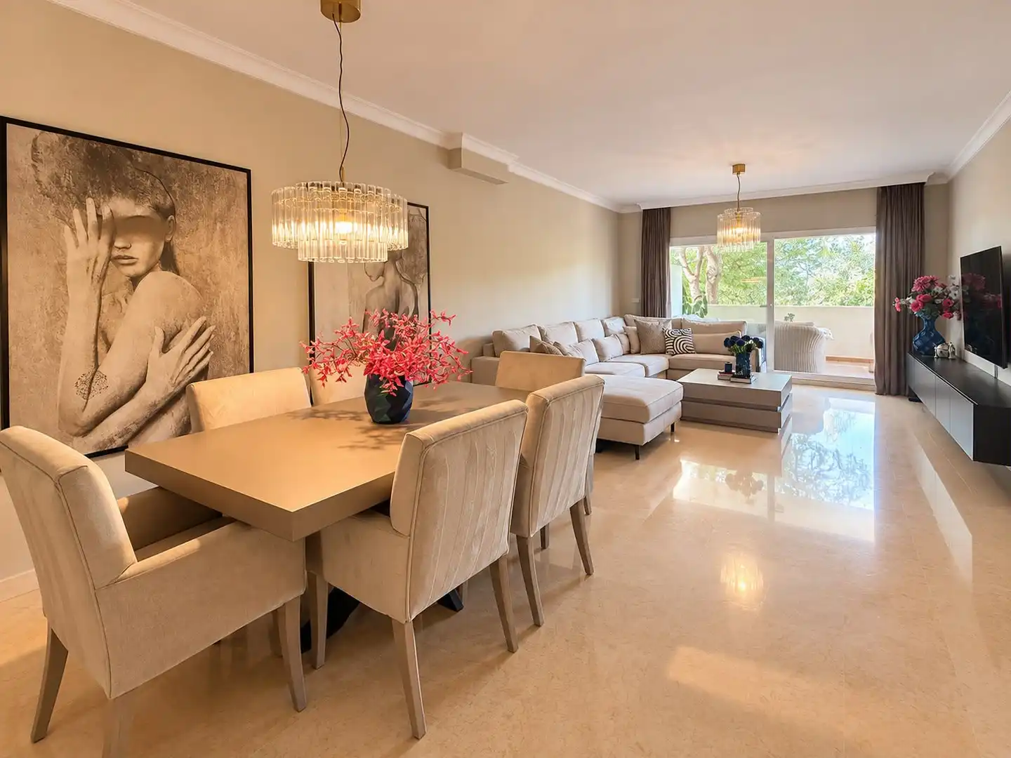 Dining room of Flat for sale in Elviria - Cabopino
