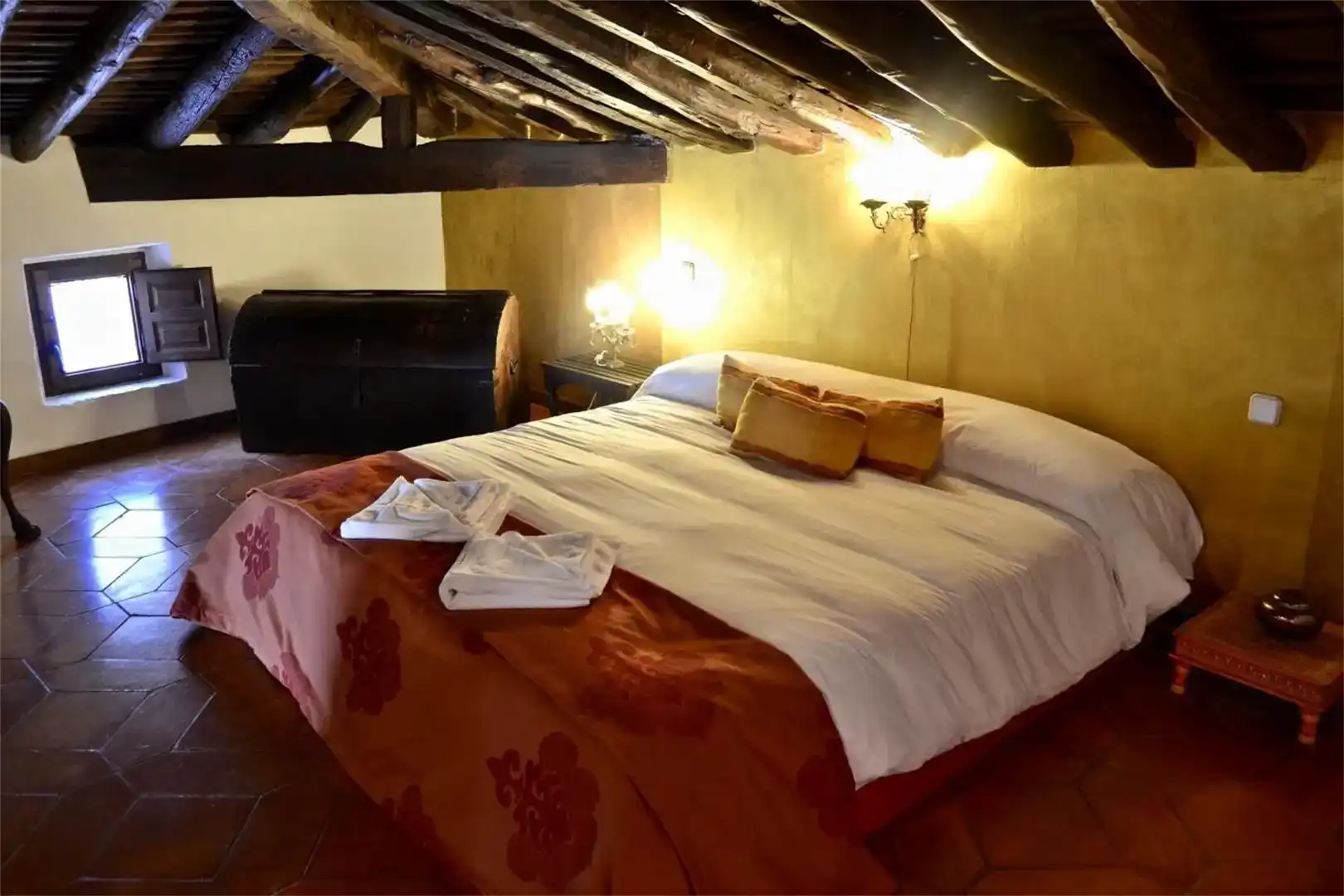 Habitación de Casa adosada en venta en Sayatón, Guadalajara