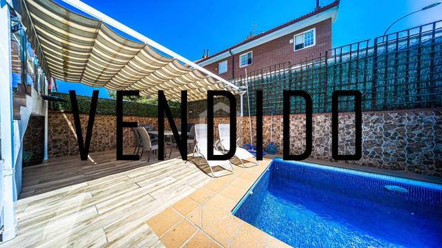 Casa adosada en Venta en Prado Santo Domingo - Ensanche