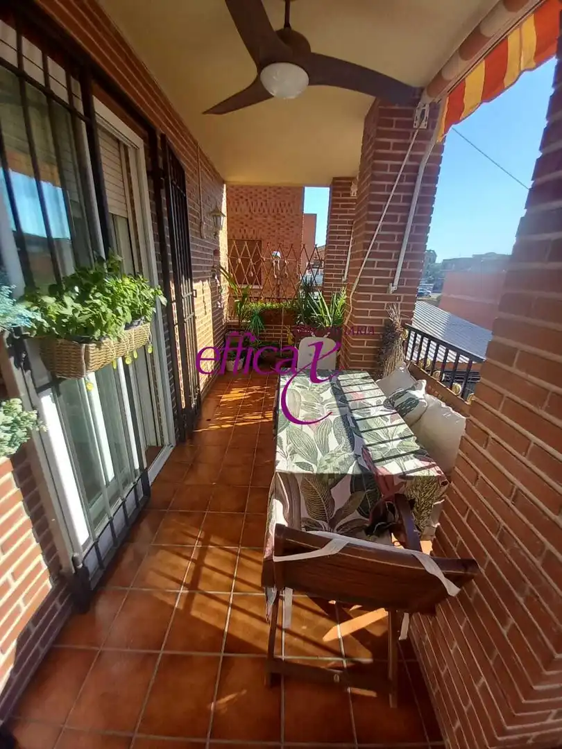 Terrassa de Casa o xalet en venda en Torrijos amb Aire condicionat, Calefacció i Piscina